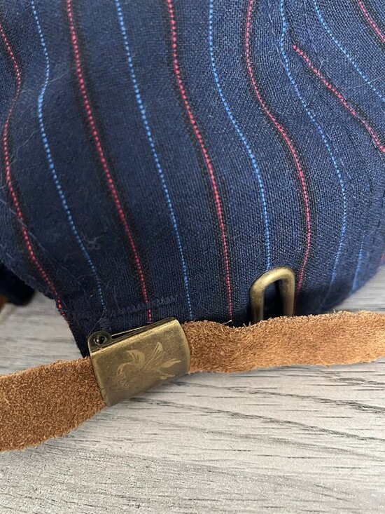 KITH Women\'s Script Navy Pinstripe Adjustable Strapback Baseball Cap Not worn! main image 4